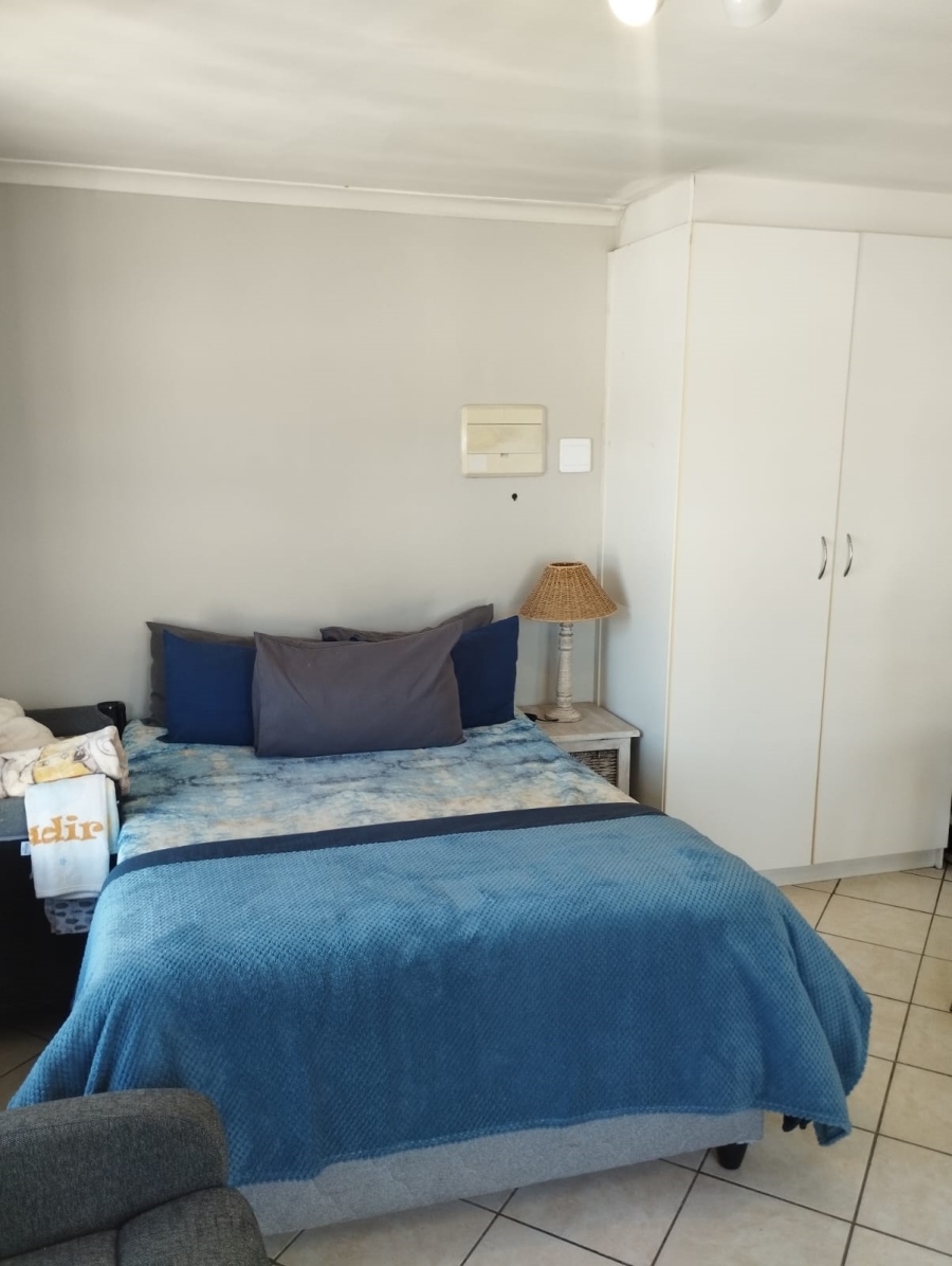 1 Bedroom Property for Sale in Strand Central Western Cape